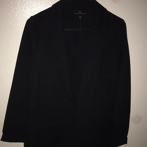 I am selling  a like new worthington blazer size M